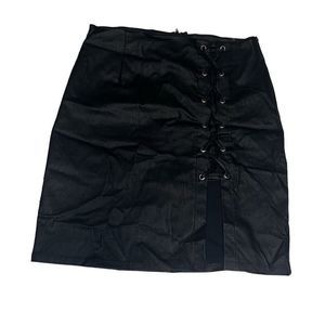 Windsor Black Mini-skirt